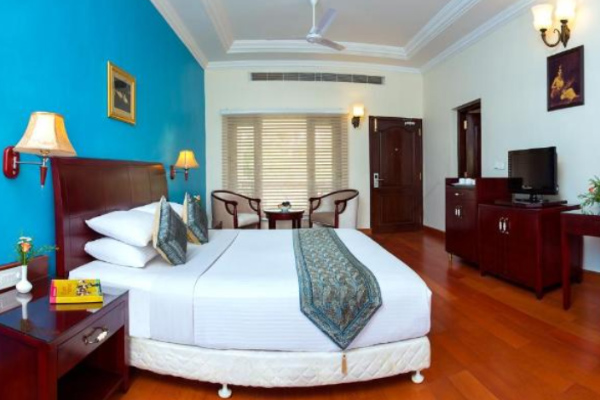 Ideal River View Resort